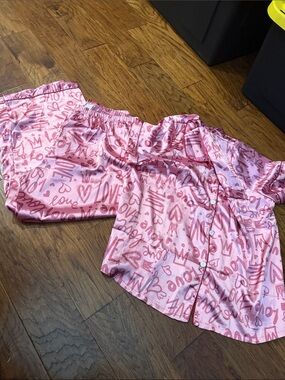 Pink Short Sleeve Satin Pajama Set with Love Print